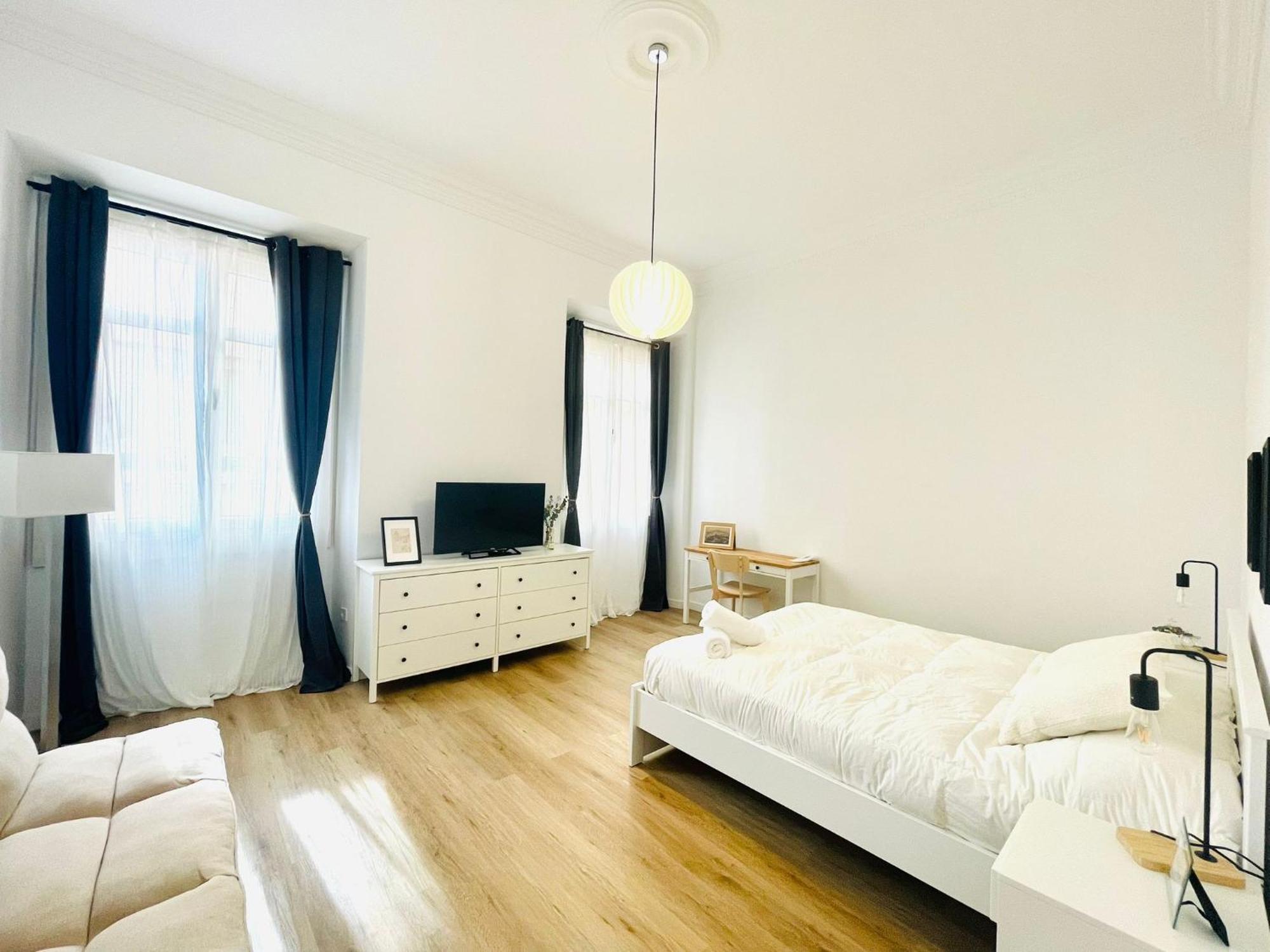 Suites Larios Малага Экстерьер фото