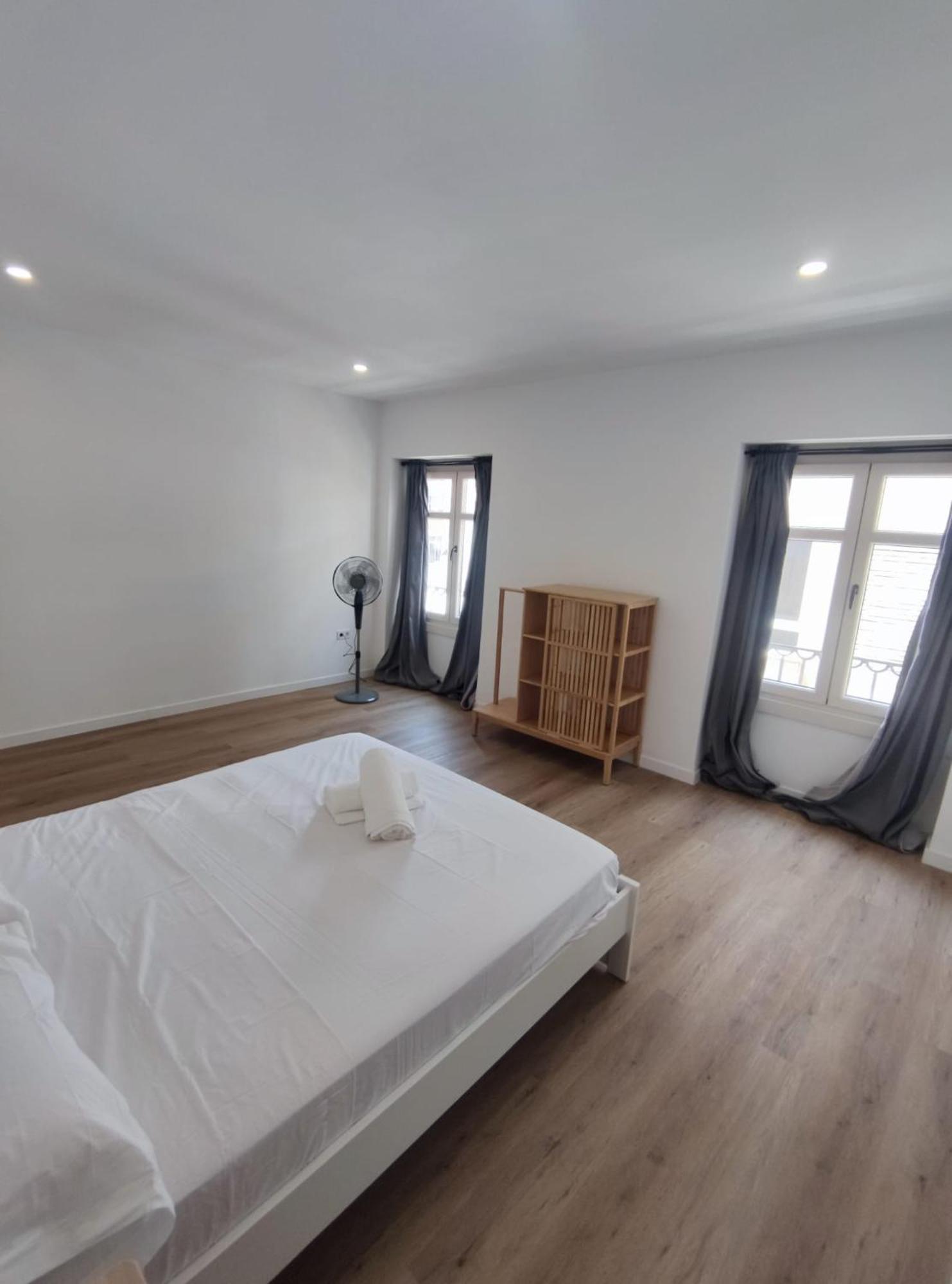 Suites Larios Малага Экстерьер фото